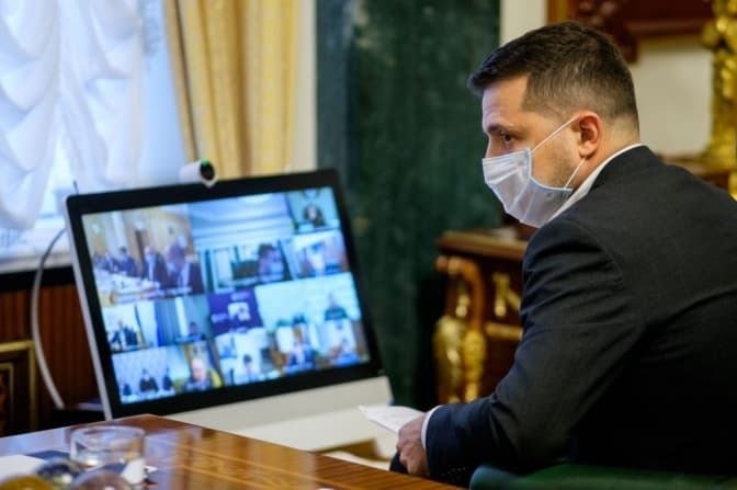 Зеленський інфікувався коронавірусом