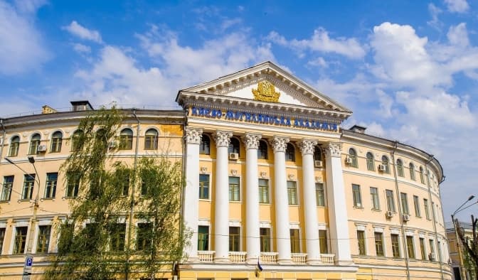 Добробут і Києво-Могилянська академія запускають Медичну школу: перший набір студентів запланований на 2026 рік