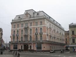 Один з найстаровинніших готелів Львова повернуть державі