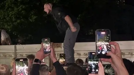 "Йому не 20 років": в ОВА спростували фейк про вік чоловіка, якого затримав ТЦК на Сихові
