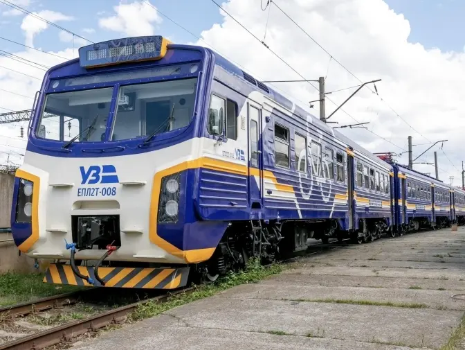 На Львівщині курсуватиме модернізований електропоїзд