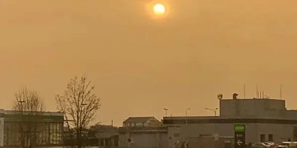 Пил з Сахари накриє майже всю Україну. Що відомо