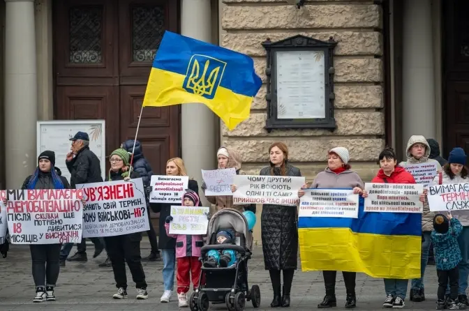 Мирний пікет у Львові та чи вистачить в Україні енергоресурсів для проходження зими. Підсумки доби