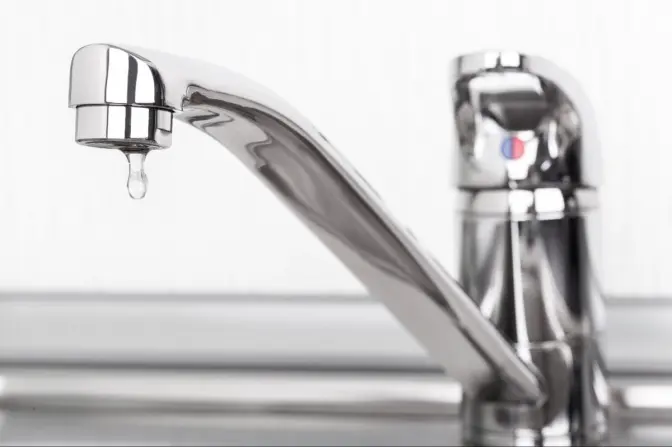 По всьому Києву відновили водопостачання
