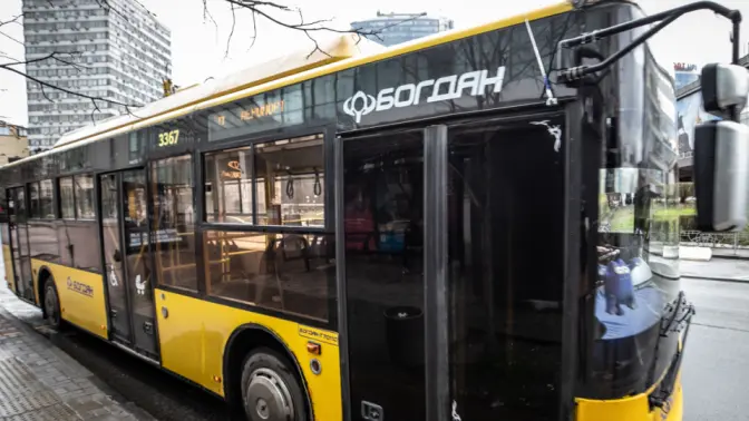 КМДА розгляне петицію про скасування зупинки громадського транспорту під час повітряних тривог