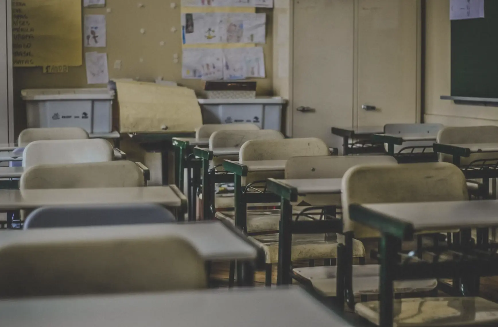 Цьогоріч на Львівщині кілька десятків шкіл не відчинять двері для учнів. Яка причина