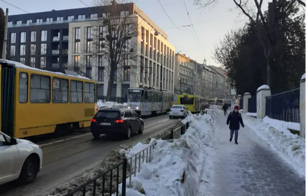 Ситуація на дорогах Львова. У заторах центр міста та довколишні вулиці