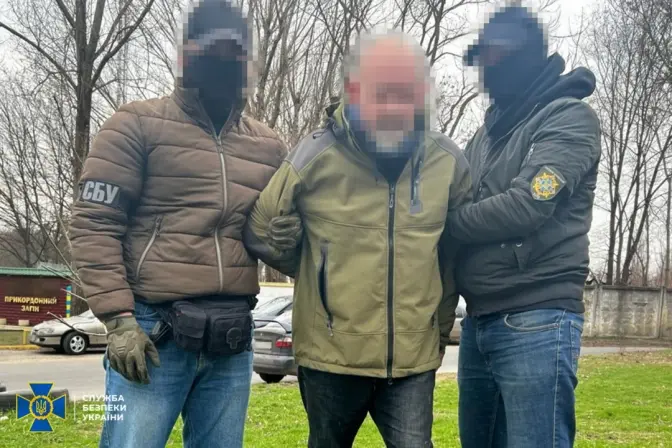 СБУ затримала агентів ФСБ, які готували удари по Київській телевежі та підрозділах Генштабу