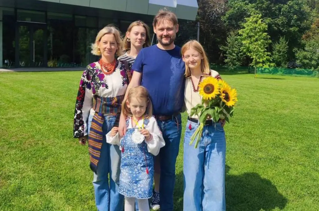 Прощання з матір'ю і трьома доньками у Львові. Трансляція