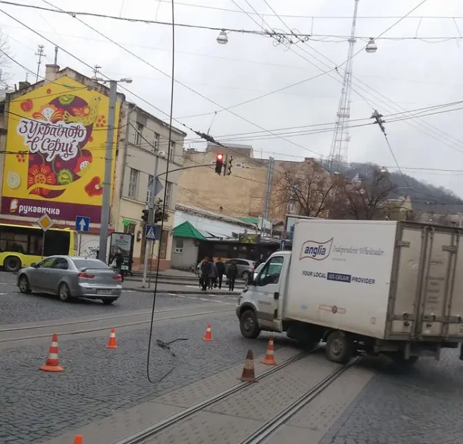 Ситуація на дорогах Львова: затор від Городоцької до центру