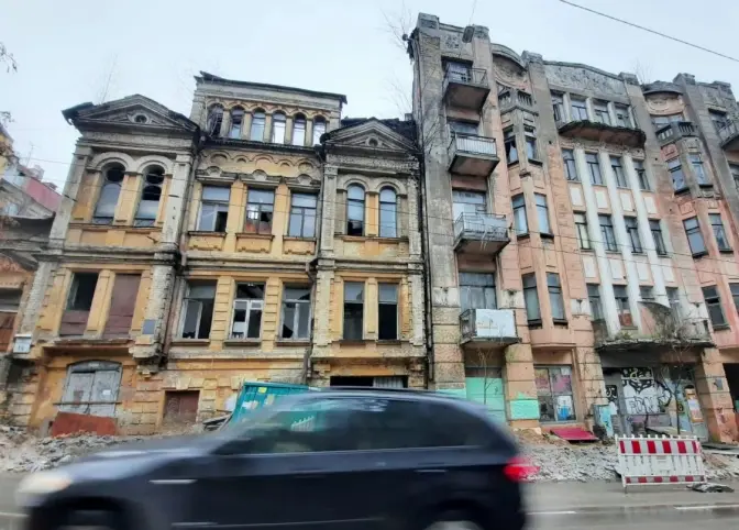 В Києві горів флігель Мурашка