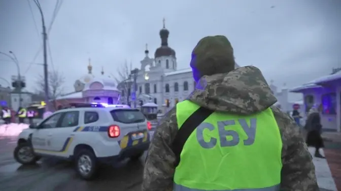 Стало відомо, хто з УПЦ (МП) потрапив під санкції, та як живуть без світла старенькі люди. Підсумки доби