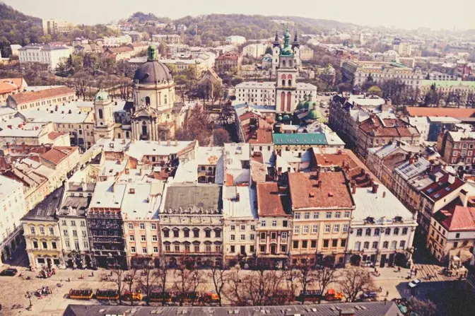 «Твоє місто» запустило чат-бота. Відеоінструкція