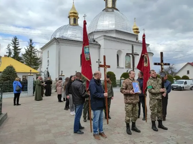 На Львівщині попрощались з 25-річним Героєм Володимиром Липовецьким