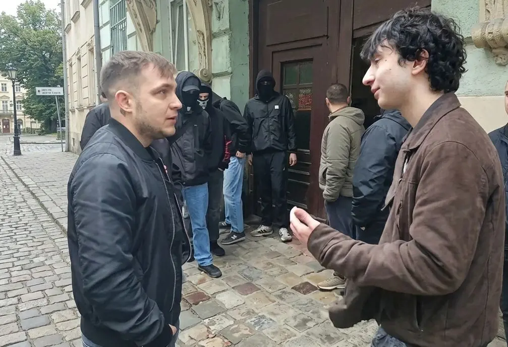 Ігор Шолтис повідомив що намагався спокійно поговорити з Владиславом Стародубцевим / Скриншот: social.ruh/Instagram