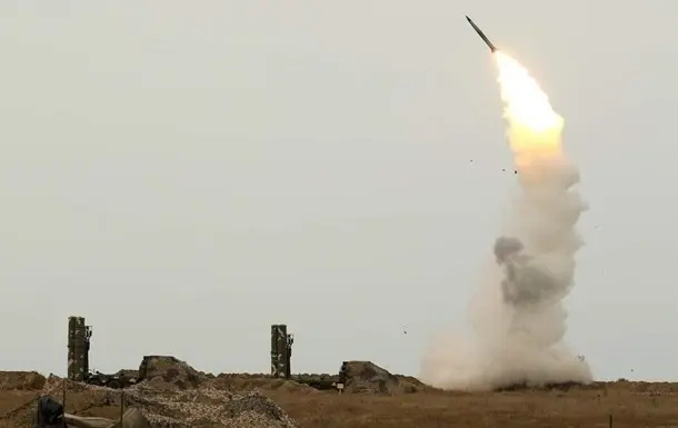 Вдень окупанти атакували Україну ракетами, а на фронті завдали 24 авіаційних ударів, – Генштаб