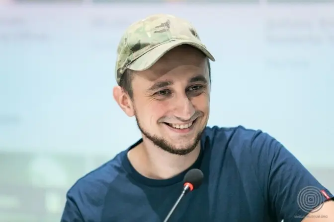 У Києві прощалися з ветераном і викладачем Денисом Антіповим, який загинув під Харковом