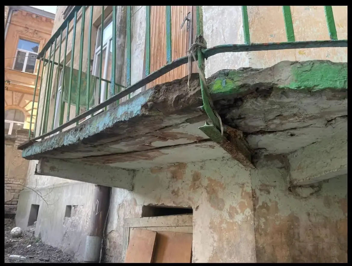 У Львові часто падають балкони