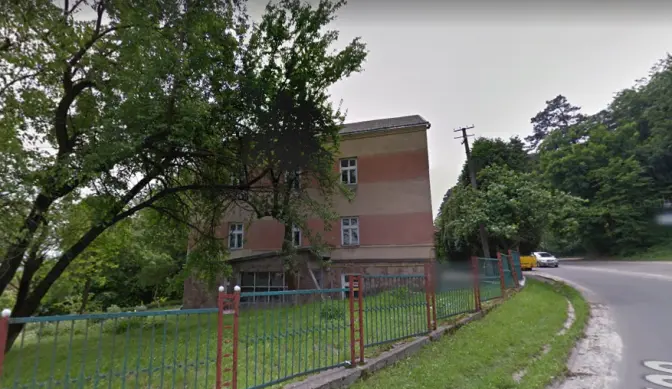 Міська рада Винників планує переїхати в колишню офтальмологічну поліклініку