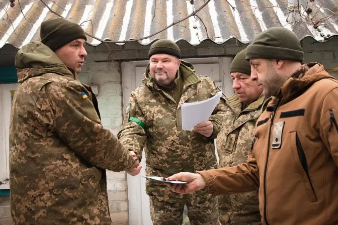 Львівські воїни отримали почесні нагороди від Залужного