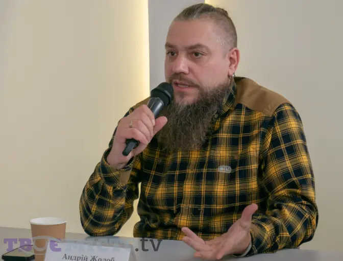«Мав стереотипну фантазію: бусик-окоп-загибель», – Андрій Жолоб про «страшилки» щодо мобілізації