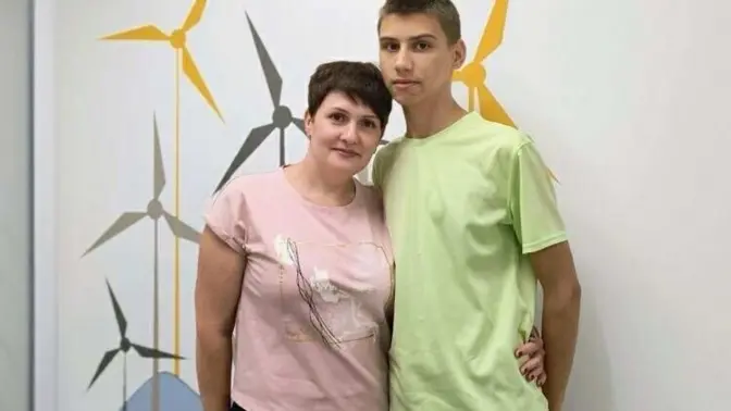 У Львові жінка віддала власну нирку, аби врятувати 15-річного сина