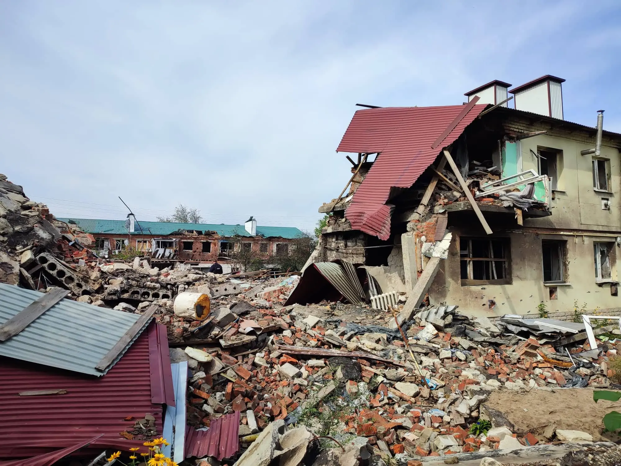 Золочів на Львівщині допоможе відбудувати Золочів на Харківщині
