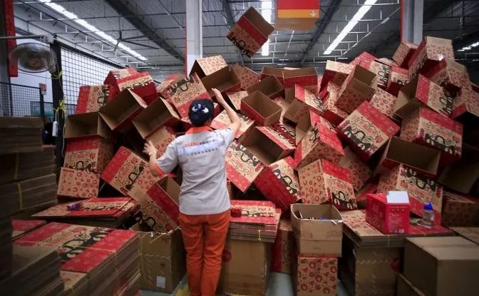 AliExpress відновлює доставку товарів в Україну