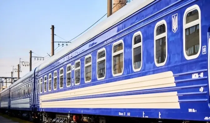 Укрзалізниця призначила додаткові поїзди до популярних напрямків: перелік