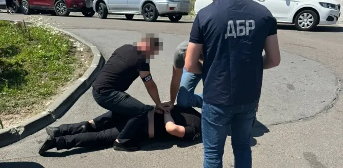 На Львівщині на хабарі затримали інспектора Укртрансбезпеки