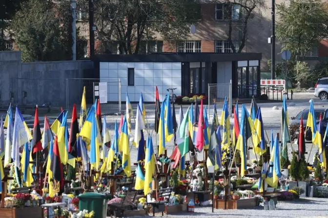 У Львові на Марсовому полі відкрили інформаційний центр