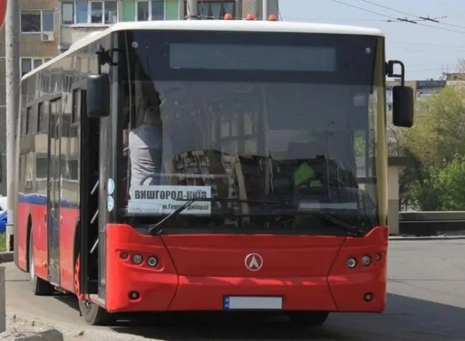 Пільговий автобус з Києва у Вишгород припинив роботу
