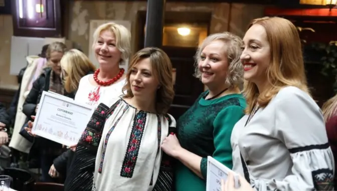 100 успішних педагогів Львова отримають по 25 тисяч гривень. Перелік