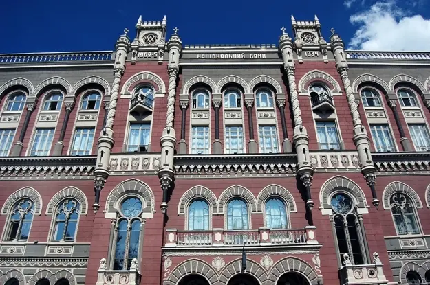 Що може бути із курсом валют через відставку голови Нацбанку. Прогноз експерта