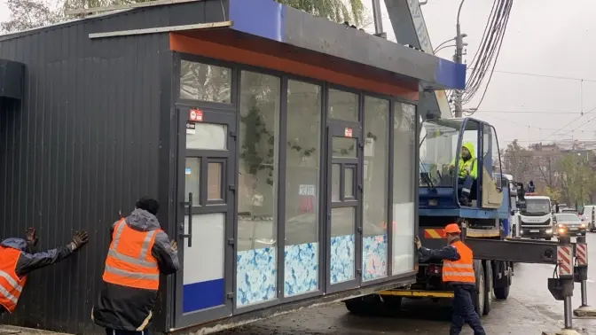На Нивках в Києві демонтували 25 МАФів