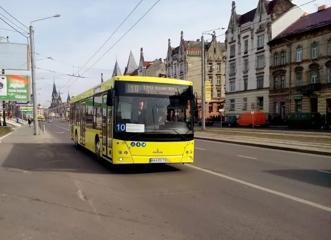 Автобус №10 у Львові буде курсувати щоденно із 29 травня