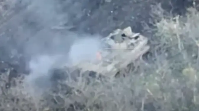 Львівські артилеристи знищили бойову машину росіян. Відео