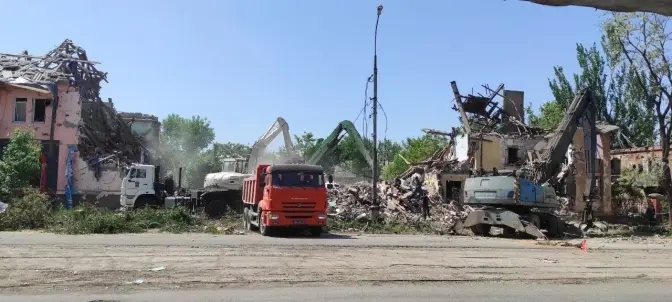 У Маріуполі росіяни розстріляли цивільних з танка заради відео