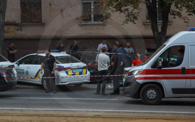 Патрульний застрелив людину. Що відомо про трагедію та за яких умов поліція може застосовувати зброю