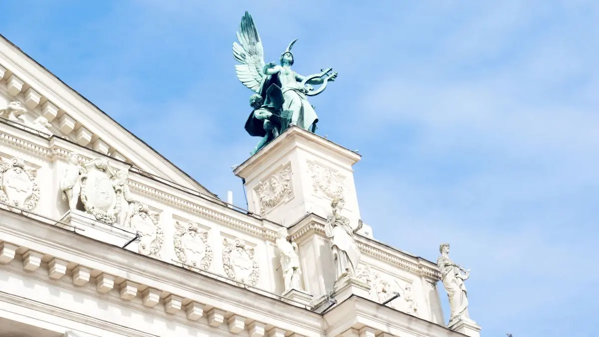 Львівські видавництва у списку Книга року ВВС та найдовший мурал міста. Головне за добу