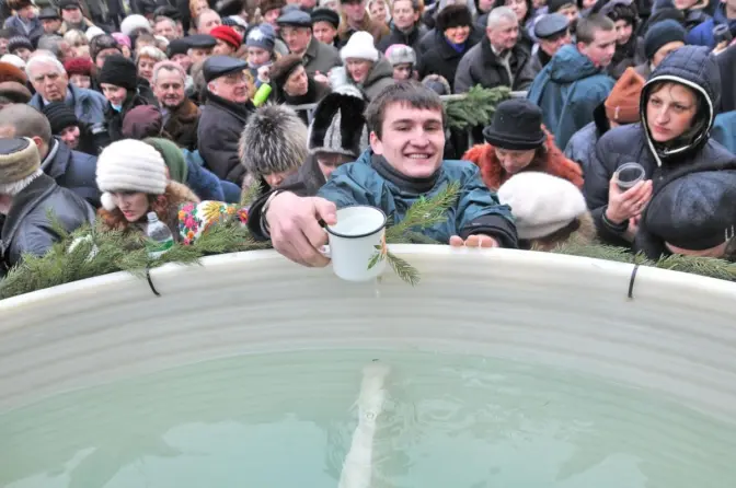 Львів'ян запрошують на екуменічне освячення води