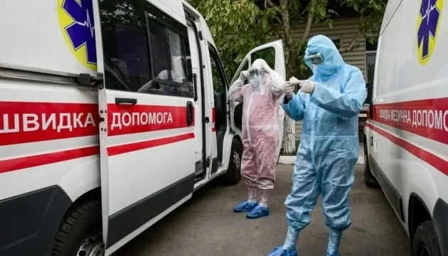 Постачальник, який недоукомплектував «швидкі» для Києва обладнанням для кисневих балонів, сплатить 3,6 млн штрафу