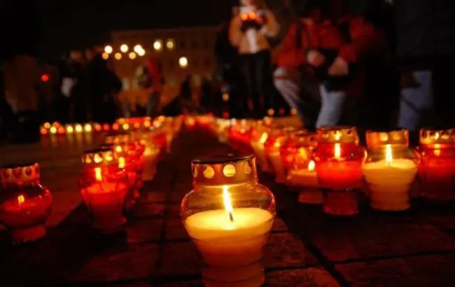 Львів'ян закликають запалити свічки в день пам'яті жертв Голодомору