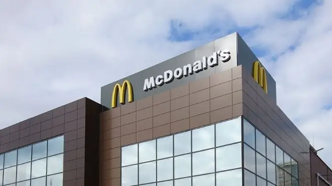 У Броварах знесуть дерева, аби звести McDonald's. У компанії спростовують