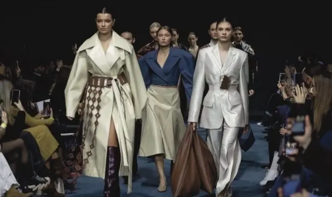 У Львові стартував Lviv Fashion Week: мода, мистецтво і збір для ЗСУ