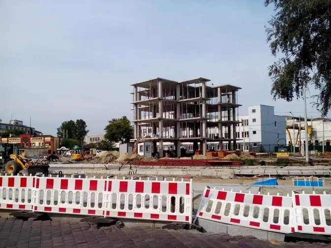 На площі Двірцевій у Львові з’явиться чотириповерховий готель