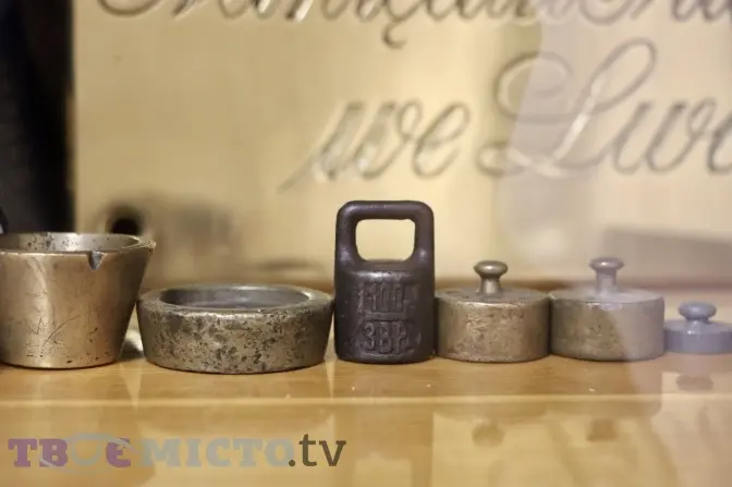 Куди піти у Львові. В унікальний народний музей вимірювальних приладів