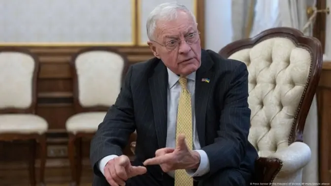 Трамп схвалив далекобійні удари України по території росії — Кіт Келлог