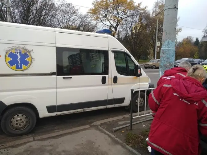 У Львові водій автобуса №9 збив пішохода