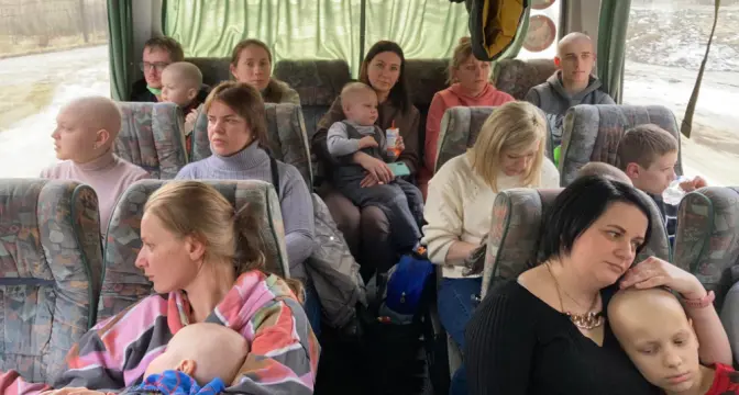 Близько 40 онкохворих діток зі Львова доправили на лікування до Польщі